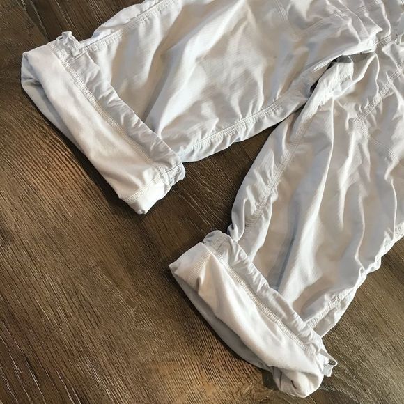 🍁50% Off Sale 🍁 Lululemon Studio Crop *Liner - Picture 9 of 16